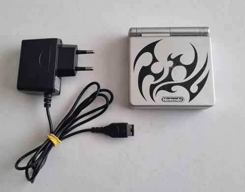 Nintendo Game Boy Advance GBA Limited Tribal Tattoo Edition, Spelcomputers en Games, Spelcomputers | Nintendo Game Boy, Gebruikt