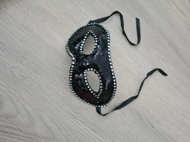 Masker feestelijk, Hobby en Vrije tijd, Feestartikelen, Zo goed als nieuw, Overige typen, Overige, Ophalen of Verzenden