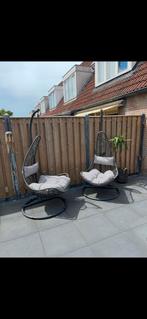2 Hangstoelen met kussens / ei stoelen, Ophalen of Verzenden, Zo goed als nieuw, Metaal