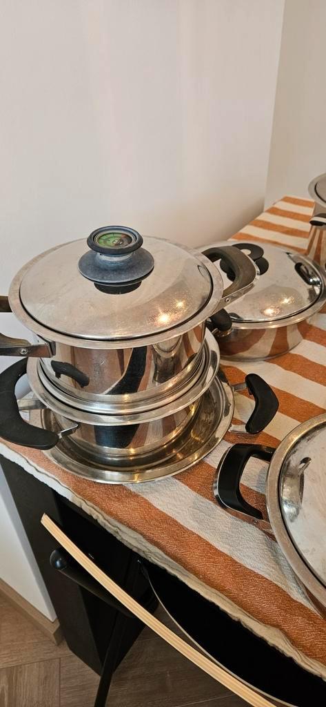 11 onverwoestbare AMC-  pannen ketels, Huis en Inrichting, Keuken | Potten en Pannen, Gebruikt, Pannenset, Rvs, Ophalen