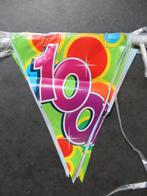 Vlaggetjes 100 jaar, Hobby en Vrije tijd, Feestartikelen, Ophalen, Zo goed als nieuw, Versiering, Verjaardag