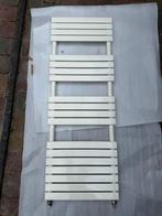 Middelgrote radiator voor handdoeken, Doe-het-zelf en Verbouw, Verwarming en Radiatoren, Ophalen, Gebruikt, Radiator, Minder dan 60 cm