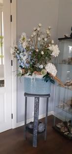 Groot houdbaar bloemstuk in rustige tinten., Ophalen, Zo goed als nieuw