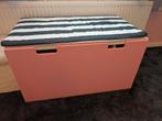 Ikea Smastad speelgoedkist wit / roze met kussen, Ophalen, 50 tot 100 cm, Zo goed als nieuw, Minder dan 50 cm