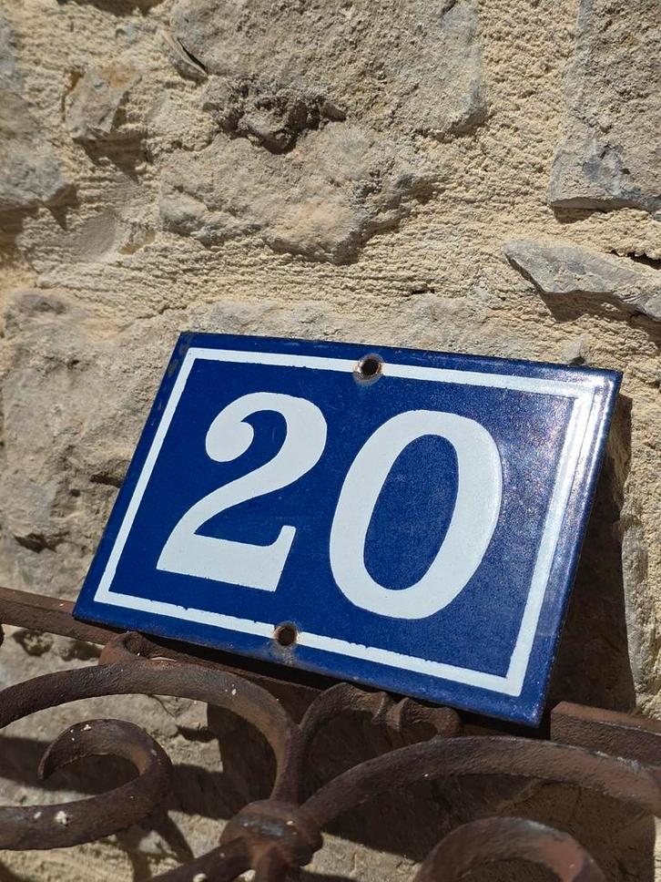 Antiek Frans emaille huisnummer bord Nr 20 blauw wit €20, Antiek en Kunst, Antiek | Emaille, Ophalen of Verzenden