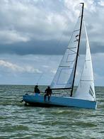 Mx700 open zeilboot (daysailer), Watersport en Boten, Open zeilboten, Ophalen, 6 meter of meer, Overige typen, Zo goed als nieuw