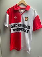 Feyenoord vintage maat S (valt wat groter, naar M), Verzamelen, Sportartikelen en Voetbal, Verzenden, Gebruikt