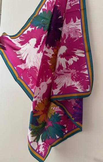 Sjaal - roze - 75 x 75cm - viscose - nieuw beschikbaar voor biedingen