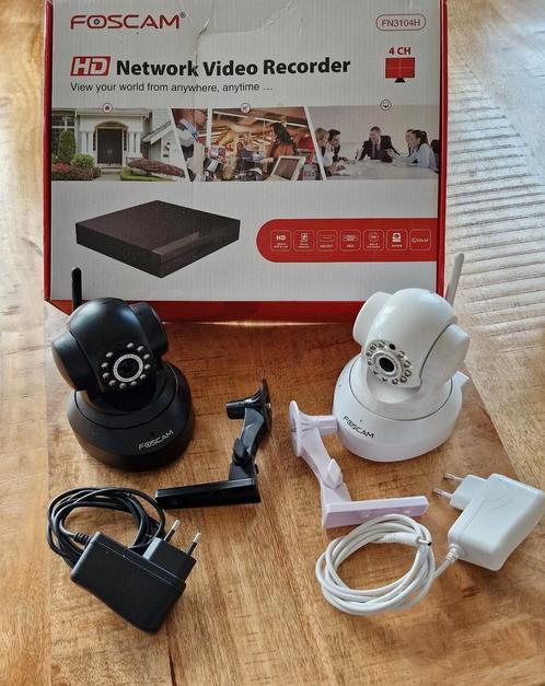 Foscam netwerk recorder met 2 x binnen camera, Audio, Tv en Foto, Videobewaking, Gebruikt, Ophalen
