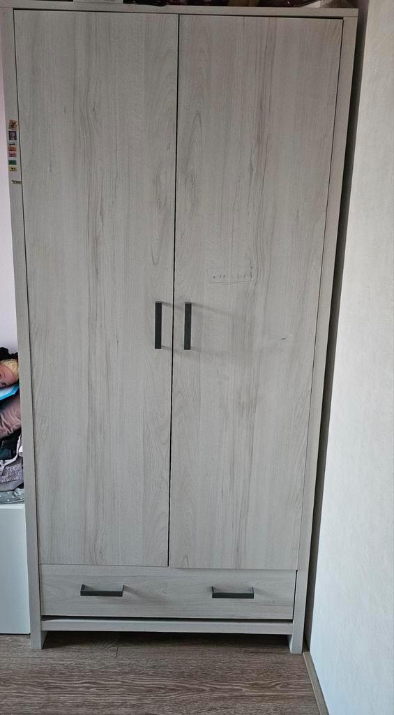 Mooie kledingkast met bed, Huis en Inrichting, Kasten | Kledingkasten, Gebruikt, 150 tot 200 cm, 50 tot 100 cm, 50 tot 75 cm, Ophalen