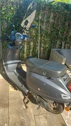 Scooter senzo (snor), Ophalen, Zo goed als nieuw, Overige merken