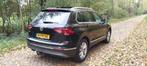 Volkswagen Tiguan 1.4 TSI 150pk 4Motion DSG 2017 Zwart, Automaat, 4 cilinders, 2000 kg, Alcantara