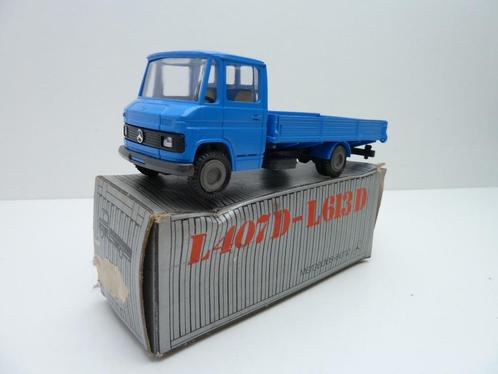 Mercedes 407d  '' Conrad '', Hobby en Vrije tijd, Modelauto's | 1:50, Zo goed als nieuw, Bus of Vrachtwagen, Conrad, Ophalen of Verzenden