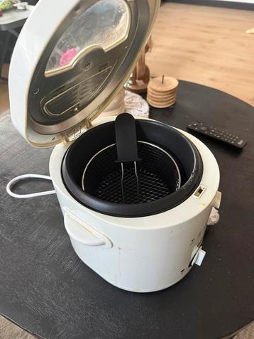 Compacte Camping Friteuse - Zo Goed Als Nieuw! beschikbaar voor biedingen