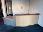 Kantoor Inventaris: Balie & Bureaus, Receptie of Entree, Ophalen, Gebruikt, Complete inventaris
