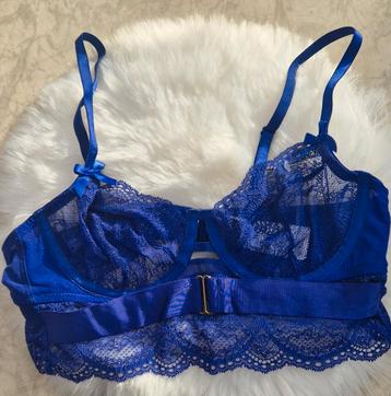 Hunkemöller bh blauw 75C beschikbaar voor biedingen