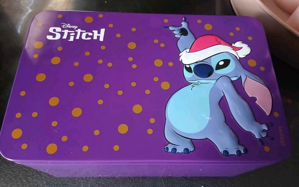 Disney Stitch Kersthangers in Blik, Verzamelen, Disney, Ophalen of Verzenden, Overige figuren, Zo goed als nieuw, Overige typen