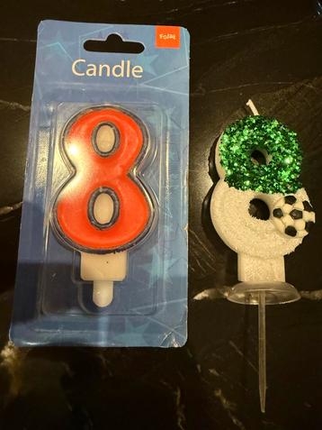 2 verjaardags kaarsen 8 jaar beschikbaar voor biedingen