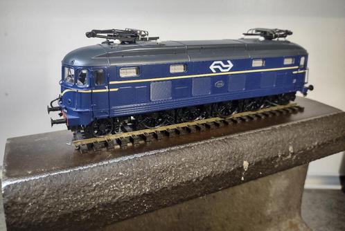 Roco 1008 Digitaal voorbereid, LED front- Sluitseinen, Hobby en Vrije tijd, Modeltreinen | H0, Zo goed als nieuw, Locomotief, Gelijkstroom