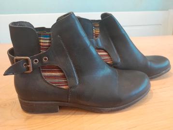 Schoenen maat 39 beschikbaar voor biedingen