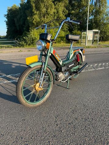 Puch maxi starlet met geel kenteken beschikbaar voor biedingen