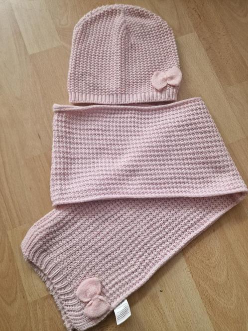 roze glitter set, sjaal en muts, Kinderen en Baby's, Kinderkleding | Mutsen, Sjaals en Handschoenen, Zo goed als nieuw, Setje