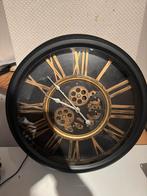 Stijlvolle Klok met Tandwiel Design, Huis en Inrichting, Ophalen of Verzenden, Gebruikt, Analoog, Wandklok