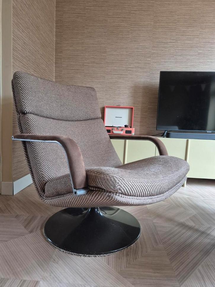 Artifort Fauteuil - Design Klassieker - Trompet Draai, Huis en Inrichting, Fauteuils, 50 tot 75 cm, 75 tot 100 cm, Ophalen