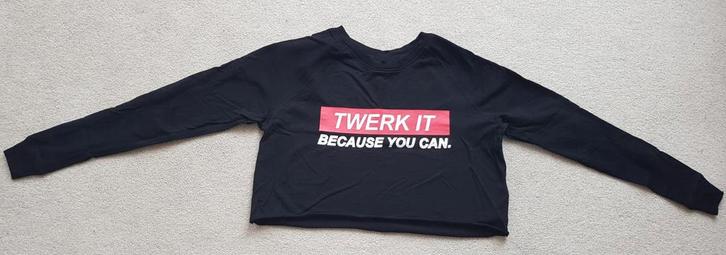 Cropped trui maat xs maat 34 zwart twerk it festival truien, Kleding | Dames, Truien en Vesten, Zo goed als nieuw, Maat 34 (XS) of kleiner