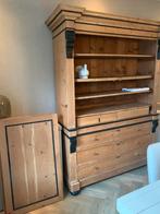 Servieskast. Is in 2 delen., Huis en Inrichting, Kasten | Buffetkasten, Ophalen, Gebruikt, 200 cm of meer, Grenenhout