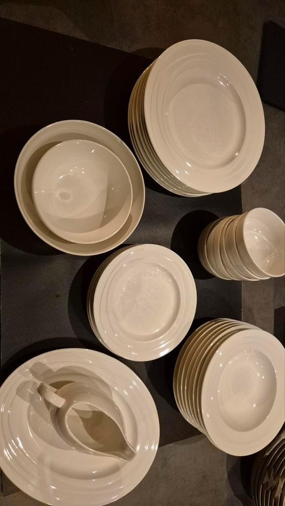 Servies Jamie Oliver, Huis en Inrichting, Keuken | Servies, Gebruikt, Bord(en), Overige stijlen, Aardewerk, Ophalen