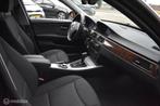 BMW 3-serie Touring 318i Executive Automaat|Panodak|Mooi!, Automaat, 1995 cc, 1435 kg, Zwart