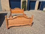 Massief ombouw bed, Ophalen