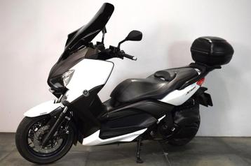 YAMAHA X MAX 400 ABS (bj 2014) Wit topkoffer  beschikbaar voor biedingen