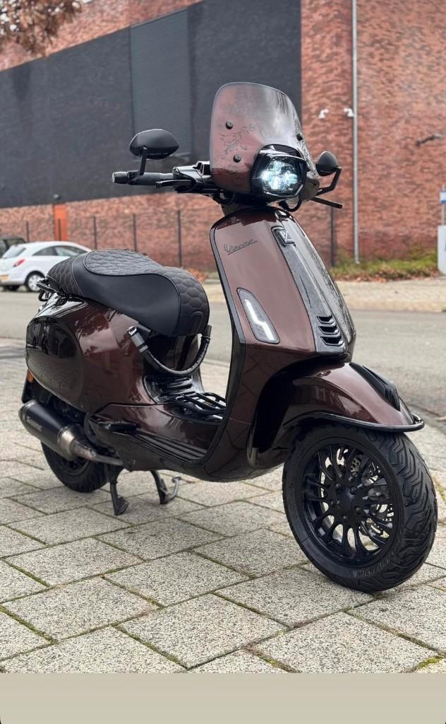 Vespa Sprint Euro 4 80cc, Fietsen en Brommers, Scooters | Vespa, Zo goed als nieuw, Overige modellen, Benzine, Ophalen