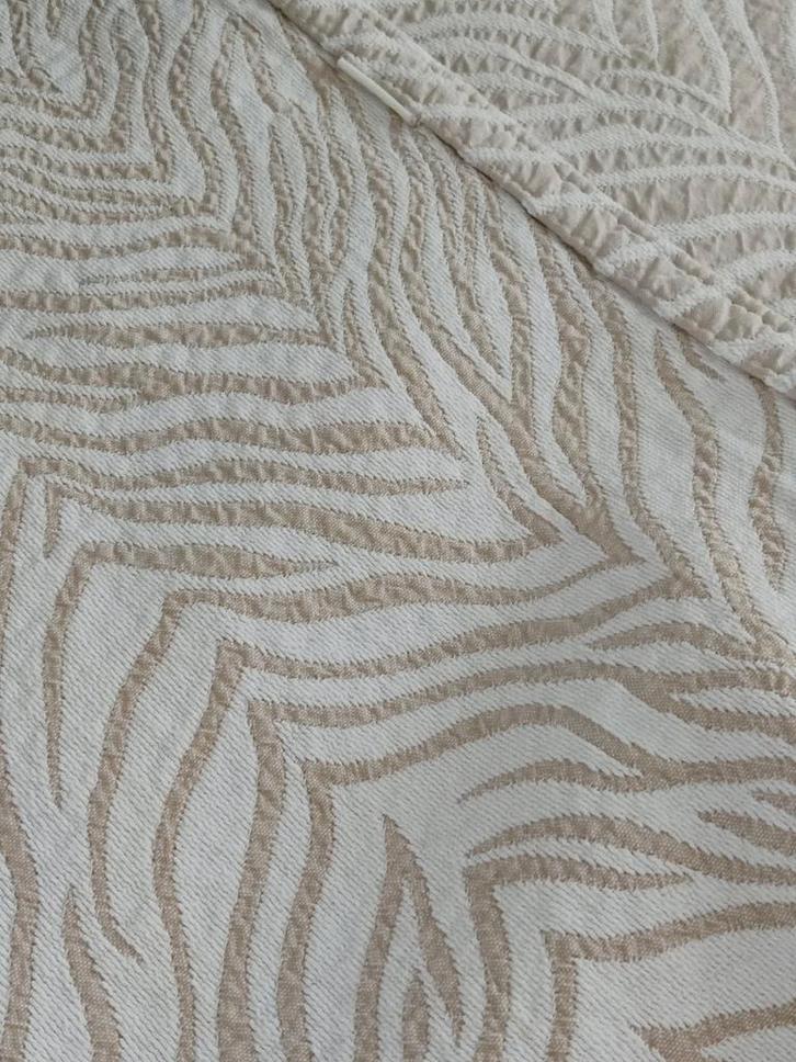 Deken van katoen op de bank of bed., Huis en Inrichting, Woonaccessoires | Plaids en Woondekens, Zo goed als nieuw, Verzenden