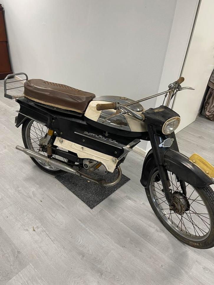 In patina staat zijnde Batavus Conforte., Fietsen en Brommers, Brommers | Oldtimers, Batavus, Ophalen