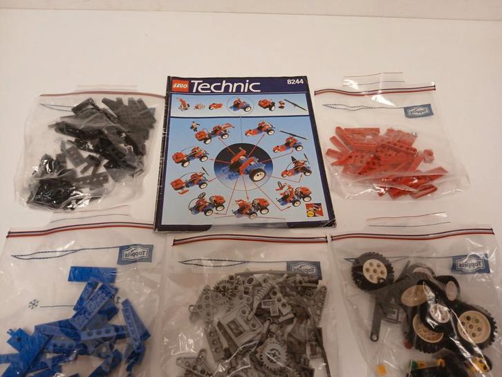 Vintage lego technic 8244 convertables lego technic, Kinderen en Baby's, Speelgoed | Duplo en Lego, Zo goed als nieuw, Ophalen of Verzenden