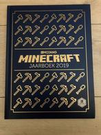 Minecraft Jaarboek 2019, Ophalen of Verzenden, Zo goed als nieuw
