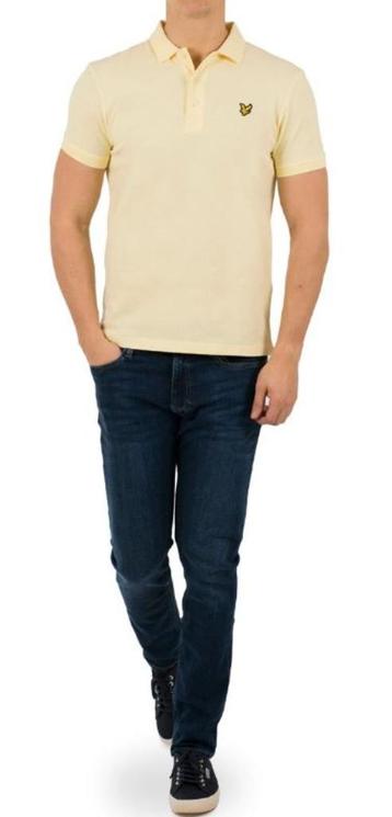 Mooi zacht geel LYLE & SCOTT polo shirt maat XS.   beschikbaar voor biedingen