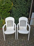 2 witte plastic tuinstoelen - gratis af te halen, Tuin en Terras, Ophalen