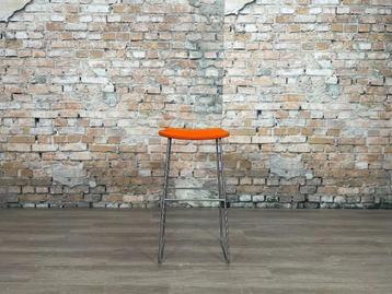 Cappellini Hi Pad Stool oranje bij TheReSales beschikbaar voor biedingen