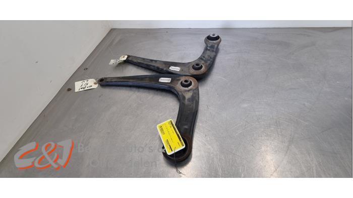 Draagarm set van een Peugeot Expert, Auto-onderdelen, Ophanging en Onderstel, Peugeot, Gebruikt, 3 maanden garantie, Ophalen of Verzenden