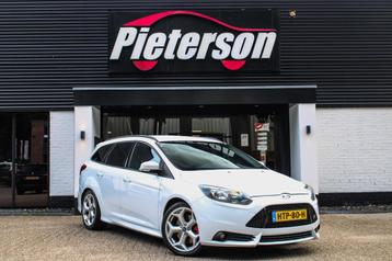 Ford Focus Wagon 2.0 EcoBoost ST-2 STOELVERWARMING beschikbaar voor biedingen