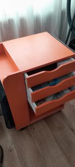 Kastje op Wieltjes - Oranje, Huis en Inrichting, Ophalen, Gebruikt
