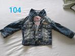Vingino Spijkerjasje Maat 104, Kinderen en Baby's, Kinderkleding | Maat 104, Gebruikt, Meisje, Ophalen of Verzenden, Vingino