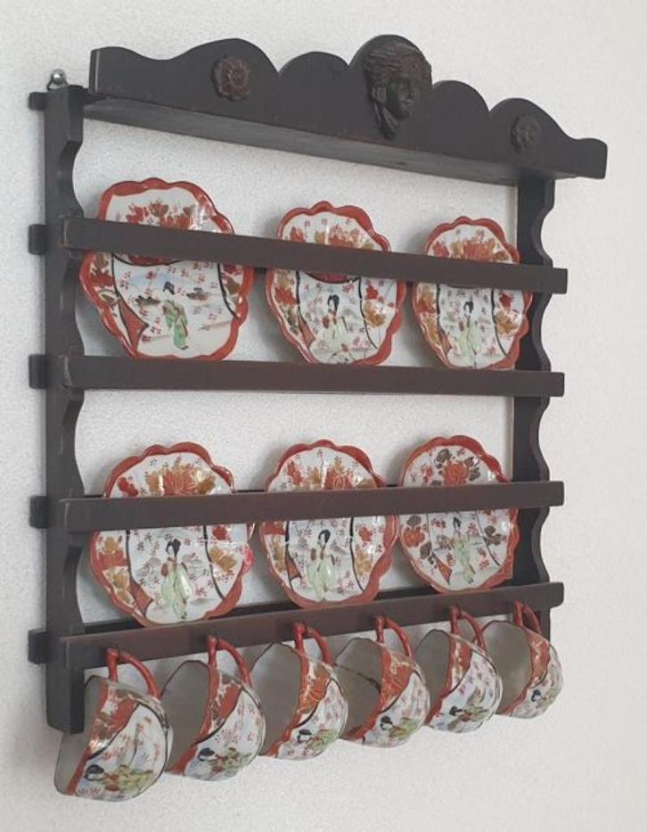 Japans Servies - Borden en Kopjes, Huis en Inrichting, Keuken | Servies, Gebruikt, Bord(en), Overige stijlen, Porselein, Ophalen of Verzenden