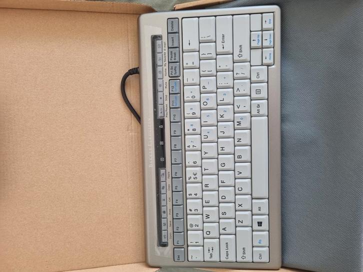 BakkerElkhuizen S-board 840 Compact Keyboard (US), Computers en Software, Toetsenborden, Zo goed als nieuw, Qwerty, Multimediatoetsen