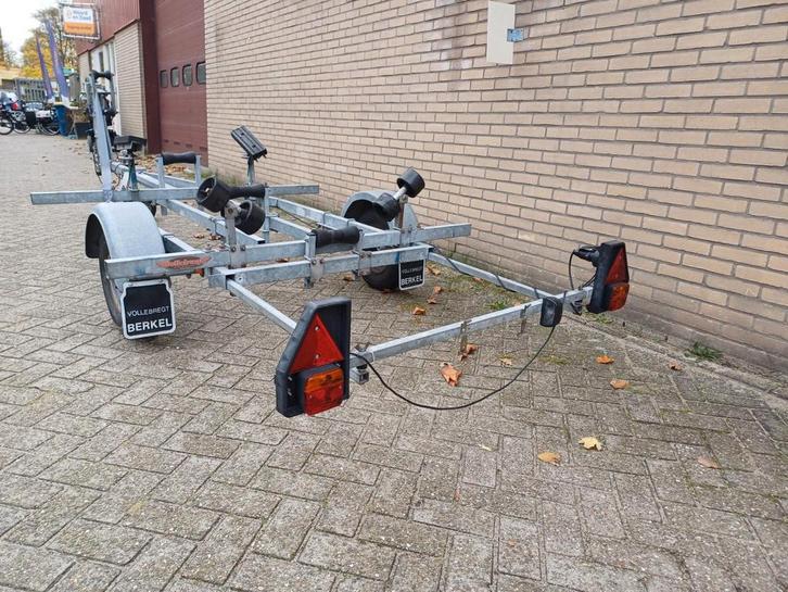 Zeer nette Pega RH 325 / 375 kantel boottrailer 5.20 meter, Watersport en Boten, Boottrailers, Gebruikt, Overige typen, Minder dan 6 meter