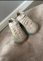 Yeezys, Kleding | Heren, Schoenen, Ophalen of Verzenden, Zo goed als nieuw